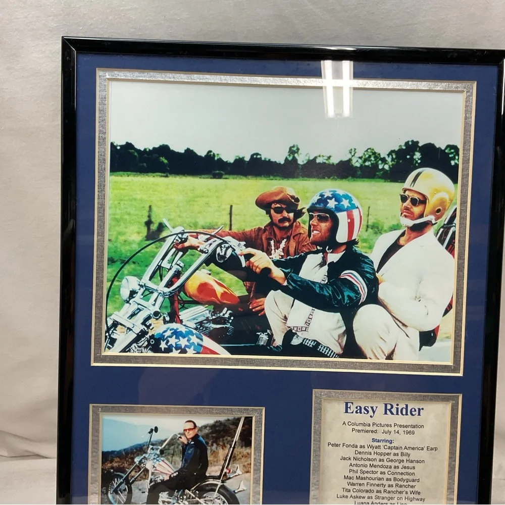 Easy‎ Rider Vintage Film Display with Movie photos, Tribute & Film Informaiton